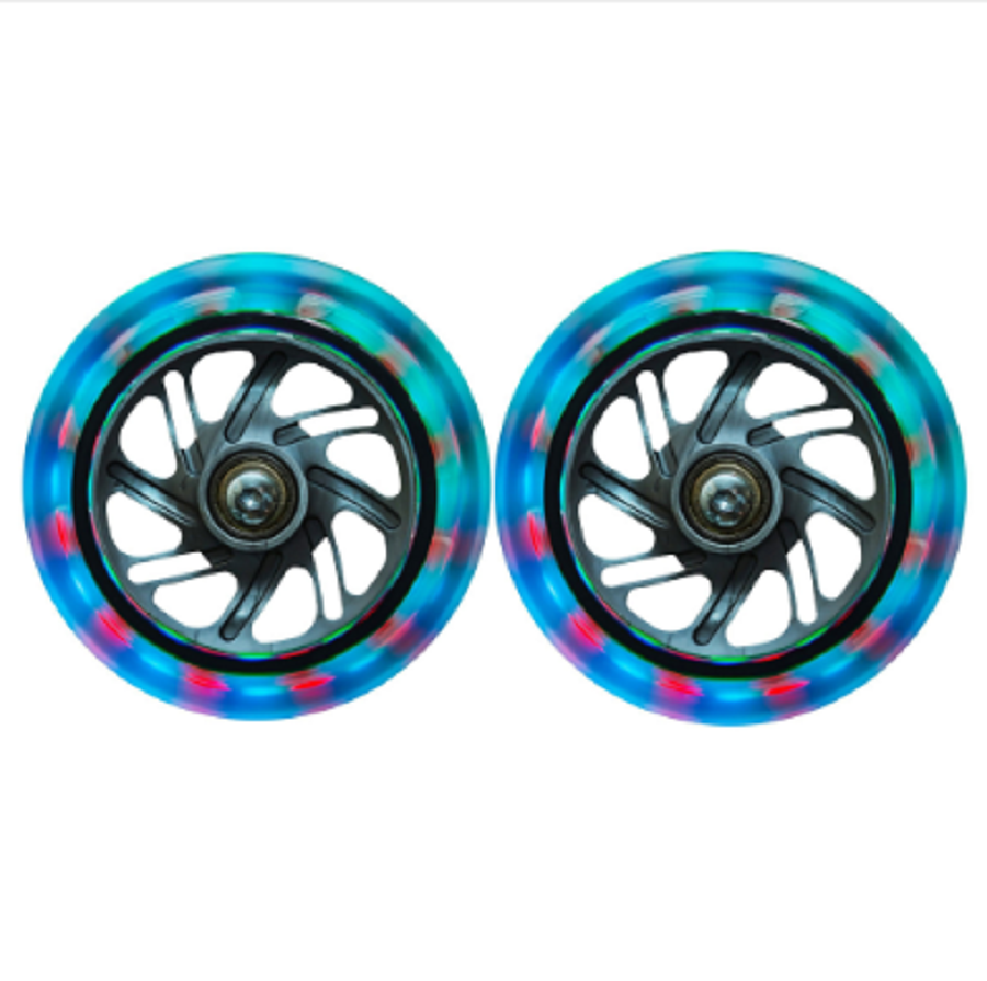 GLOBBER Колеса светящиеся для самоката с подш. (2шт.125 mm) FLOW (P2023)  GLOBBER Колеса светящиеся для самоката с подш. (2шт.125 mm) FLOW (P2023)