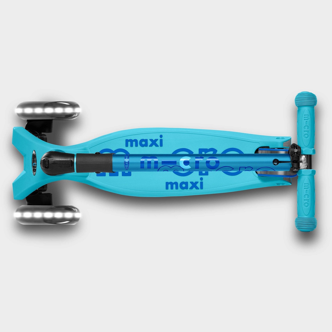 MICRO Maxi Deluxe голубой складной LED (MMD092) MICRO Maxi Deluxe голубой складной LED (MMD092)