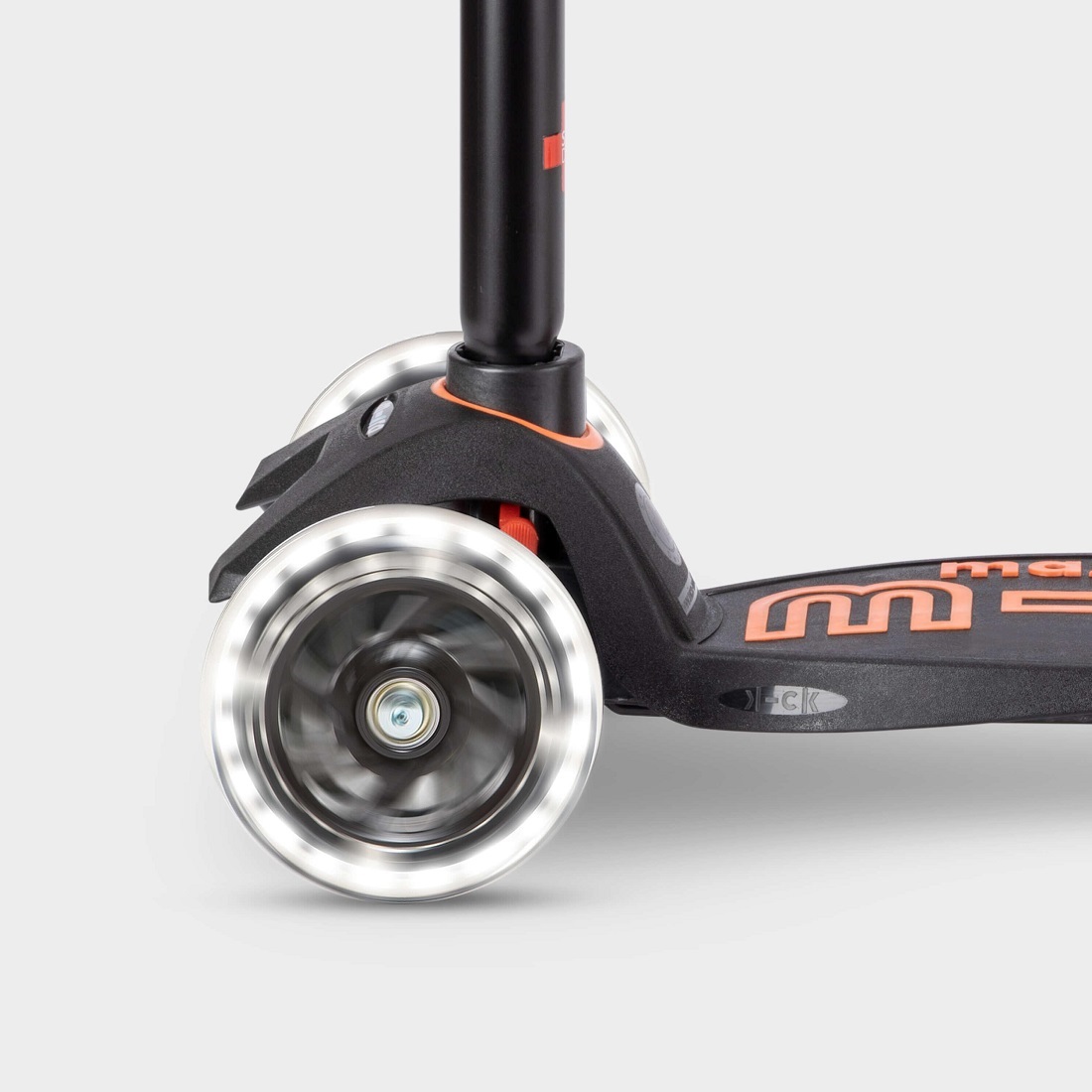 MICRO Maxi Deluxe черно-оранжевый LED (MMD143)