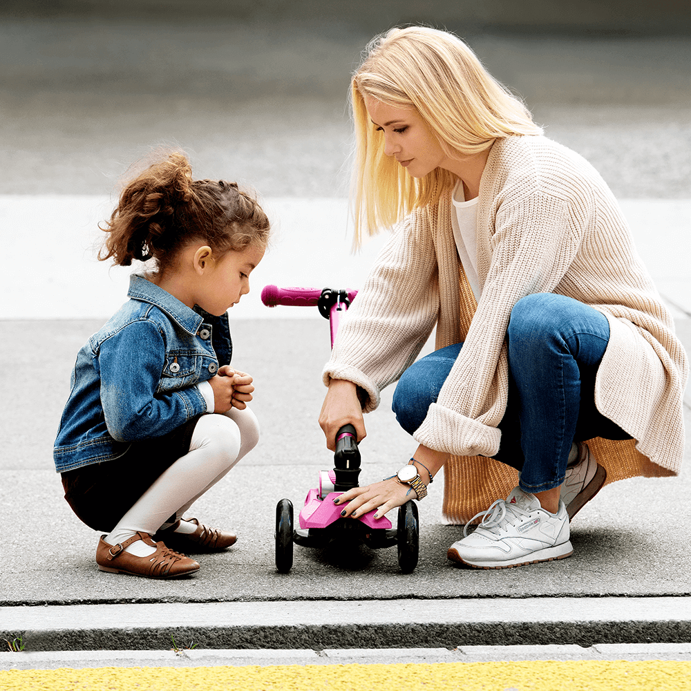 MICRO Maxi Deluxe складной ягодный LED (MMD095) MICRO Maxi Deluxe складной ягодный LED (MMD095)